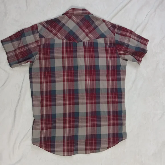 Williams Bay Trading Company Deep Red Shortsleeve Snap Up Plaid Shirt L - Picture 3 of 6